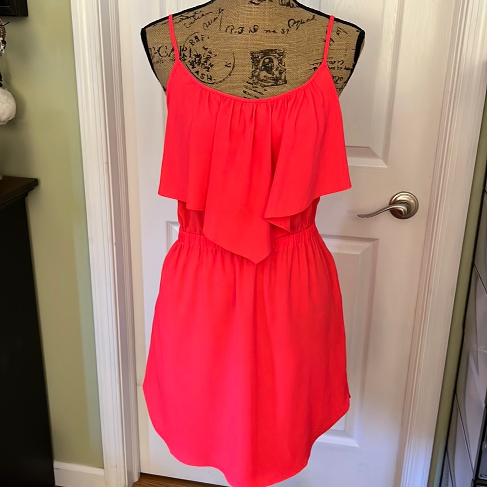 Women’s size medium spaghetti strap hot pink dress